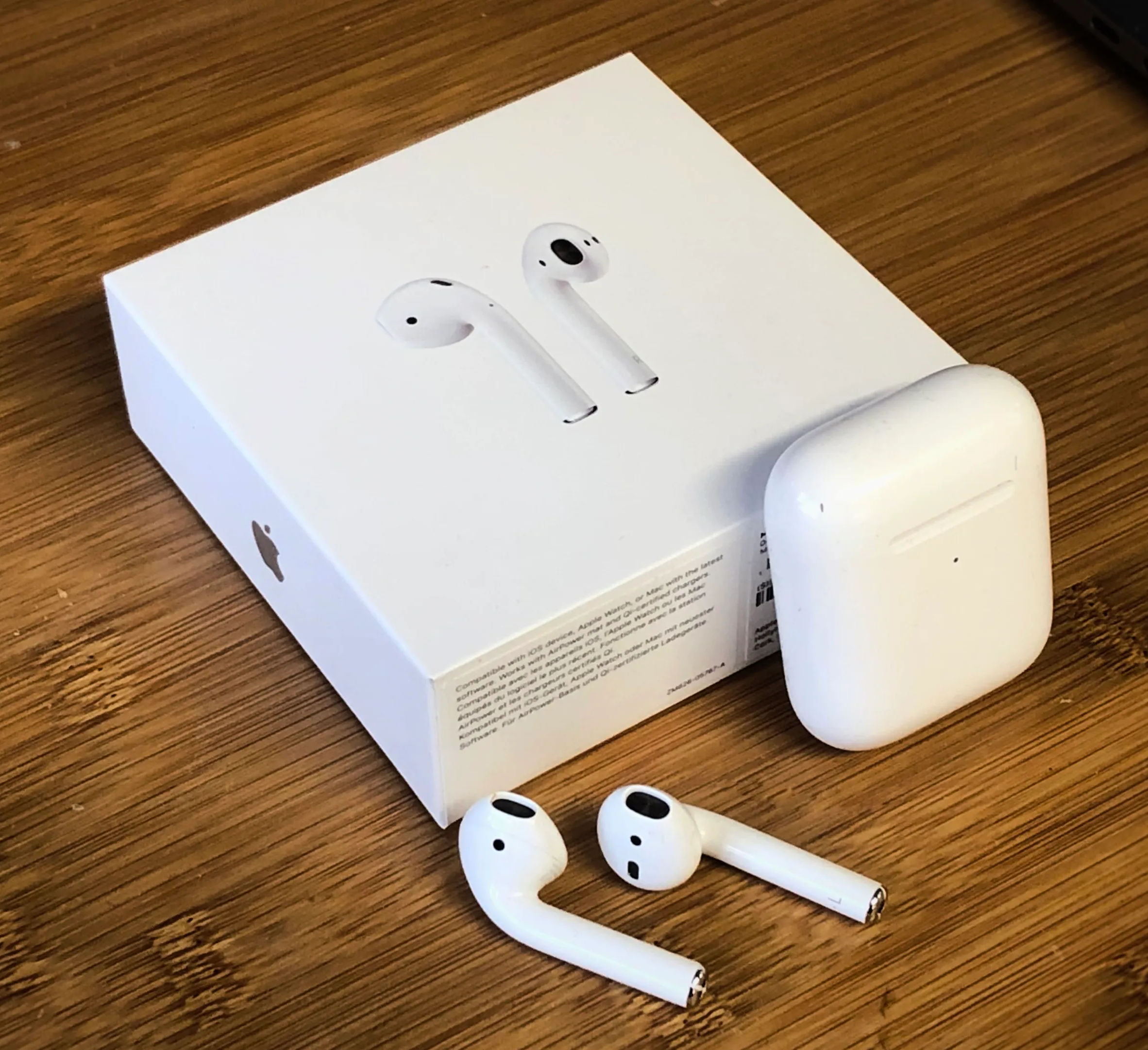 airpods-2-e1728397552895